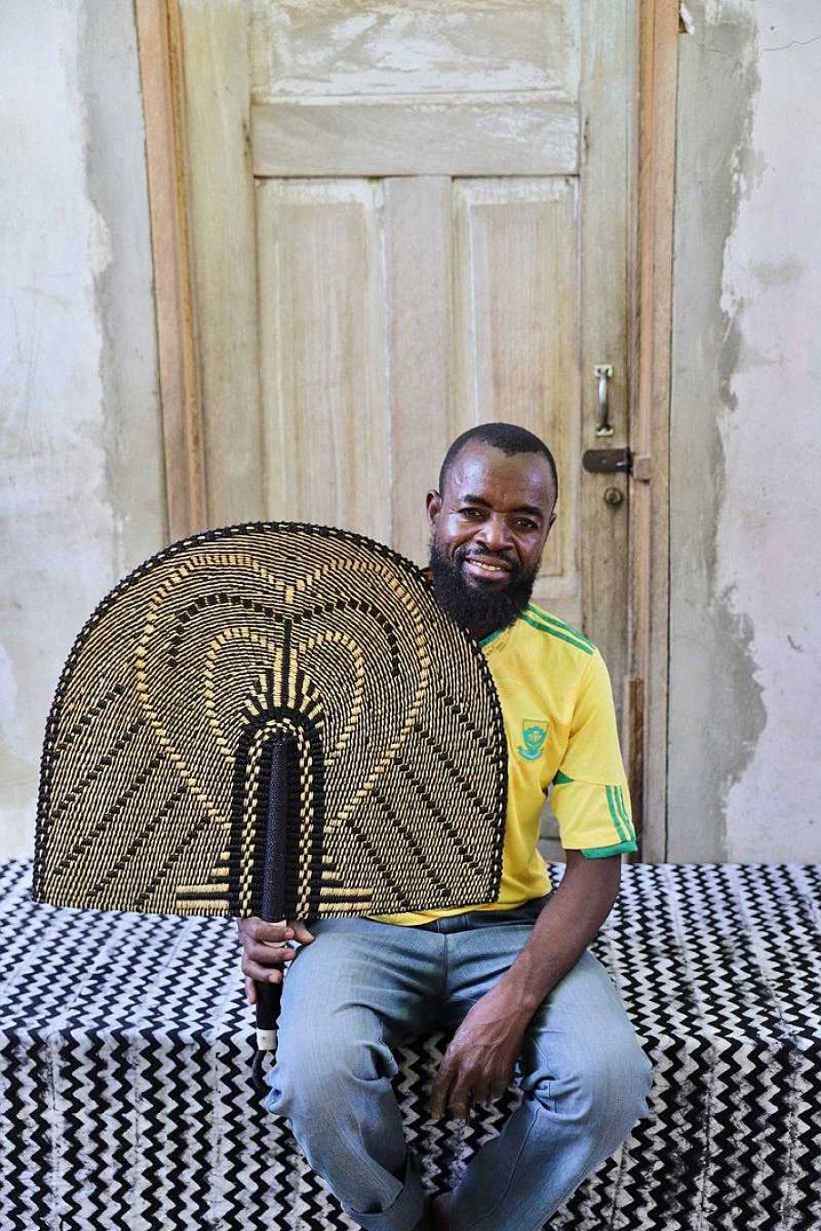 Wand Dekoration Baba Tree | Naba Penga Fan Von Kwesi Apana